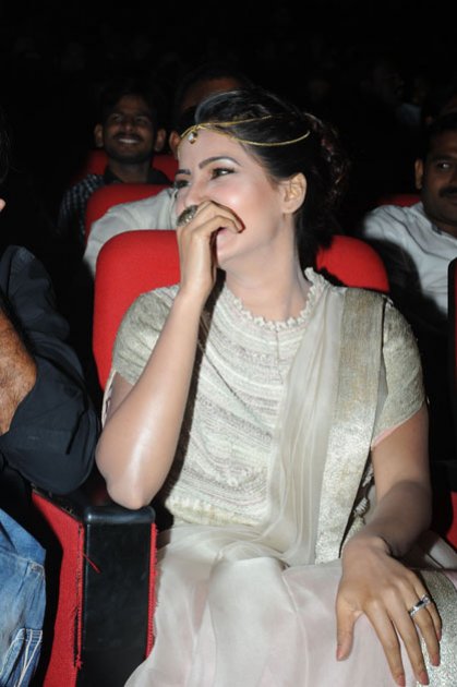 Samantha-at-Alludu-Seenu-Audio-Launch